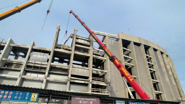 Empieza la fase de derribo de algunos cimientos del Camp Nou / REDES