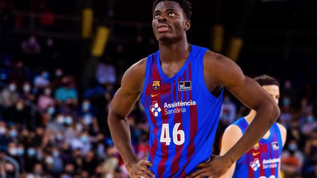 James Nnaji, durante un partido de esta temporada con el Barça / REDES