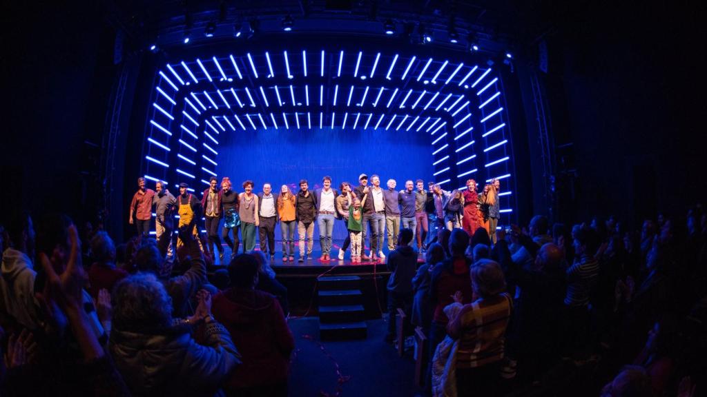 El interior del teatro Poliorama de Barcelona durante una función del musical 'Pares normals'