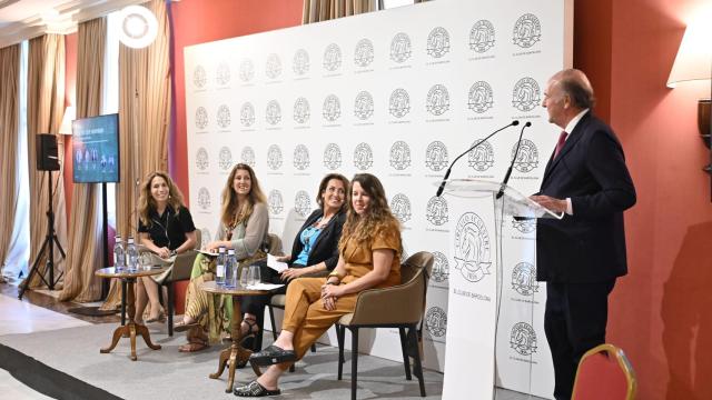 El debate de liderazgo femenino en el Círculo Ecuestre