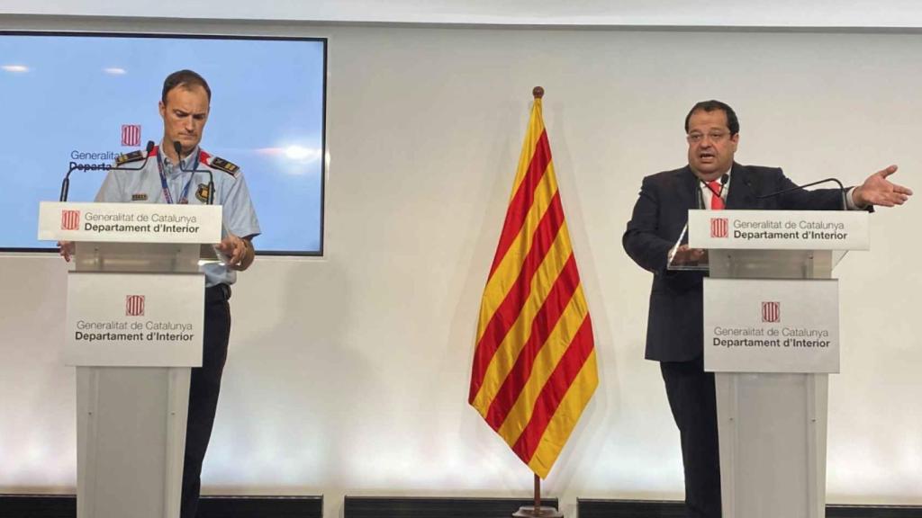 El jefe de Mossos d'Esquadra Eduard Sallent y el 'conseller' de Interior Joan Ignasi Elena anuncian la creación de una unidad central para frenar las okupaciones