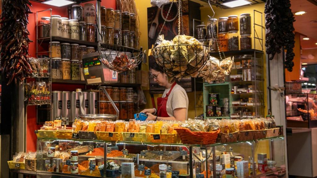 Un puesto del mercado de La Boquería