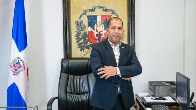 César Méndez, el ya excónsul de Dominicana en Barcelona