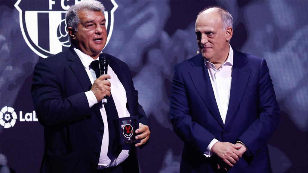 Laporta i Javier Tebas signen la pau entre el Barça i la Lliga / XARXES