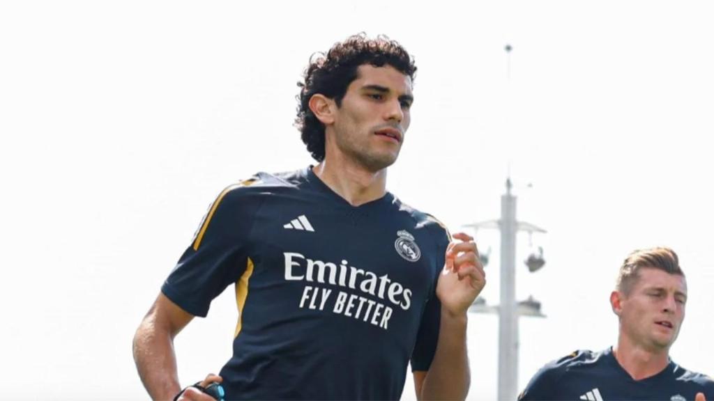 Jesús Vallejo, durante un entrenamiento con el Real Madrid / REDES
