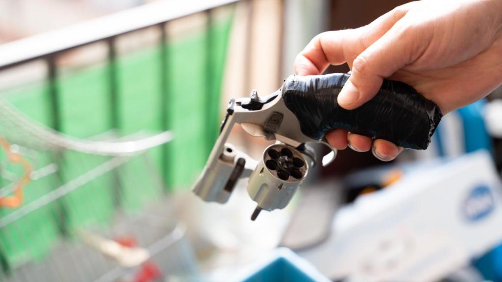 Una de las armas incautadas en el marco de la investigación Kashmir