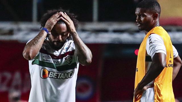 Marcelo se lleva las manos a la cabeza tras romper la pierna a Luciano Sánchez