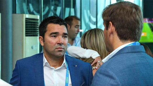 Deco y Mateu Alemany, durante un acto con el FC Barcelona / REDES