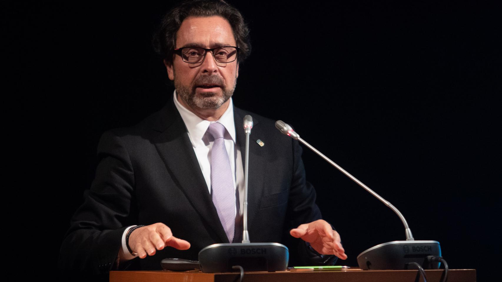 El rector de la Universidad de Barcelona (UB) Joan Guàrdia