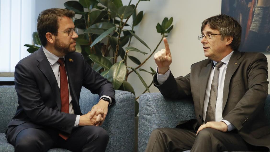 La carrera de ERC y Junts para protagonizar la investidura