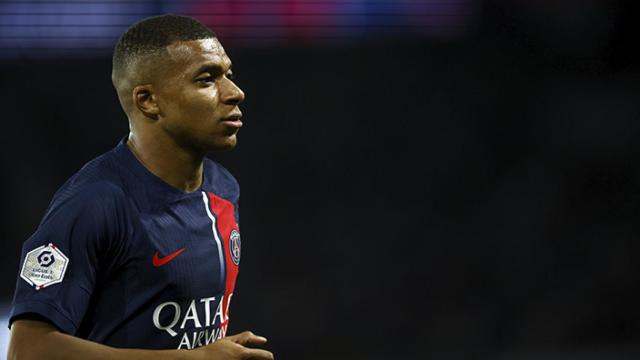 Kylian Mbappé, en un partido disputado con el PSG de Luis Enrique