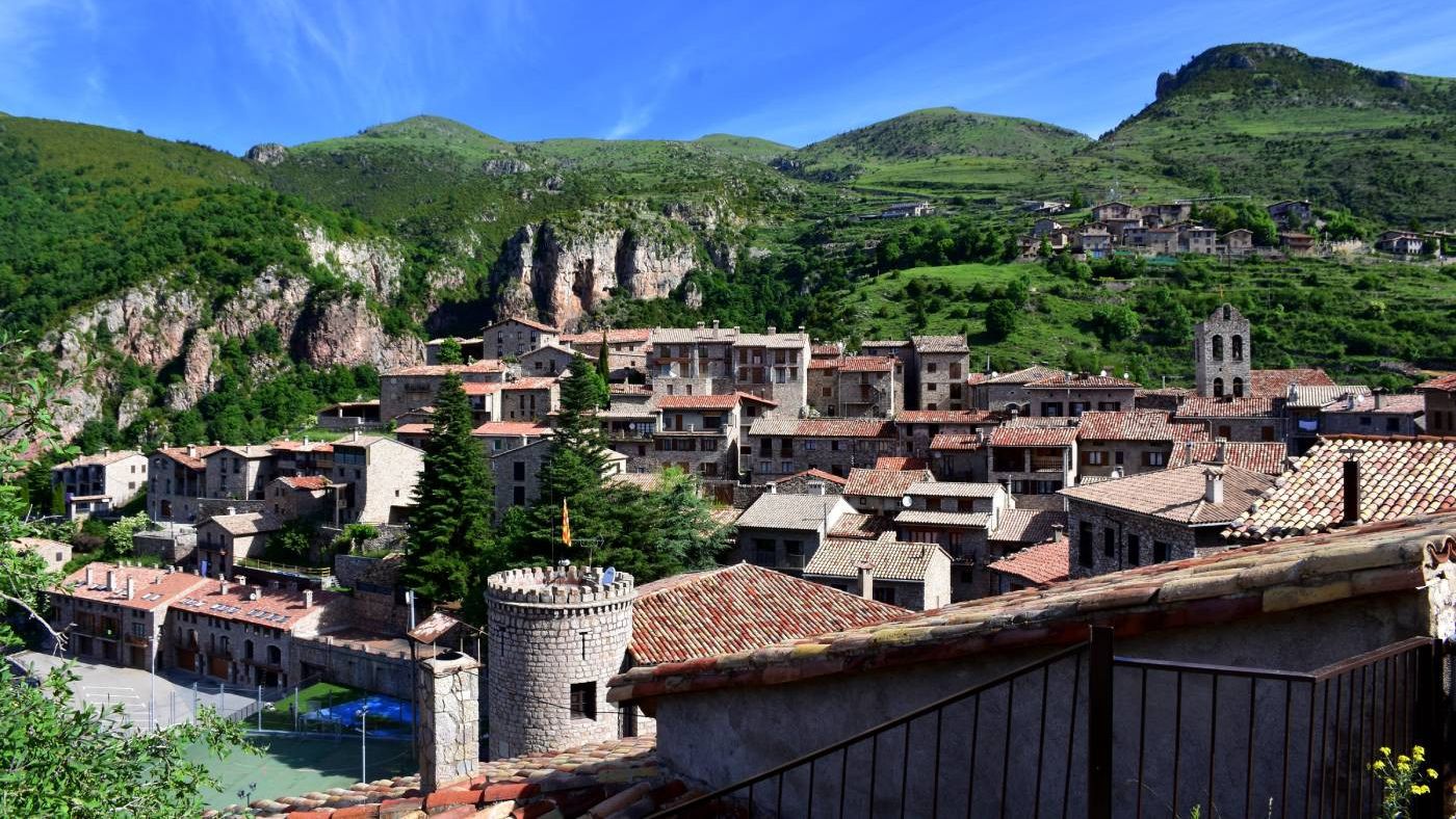 Ida Rincones El pueblo medieval de montaña perfecto para una escapada: tiene 166 ...