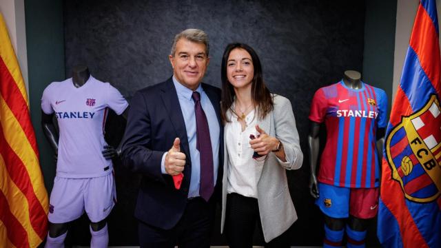 Laporta, tras firmar la renovación de Aitana Bonmatí con el Barça