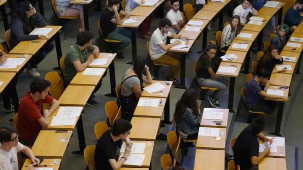 Estudiantes en la selectividad