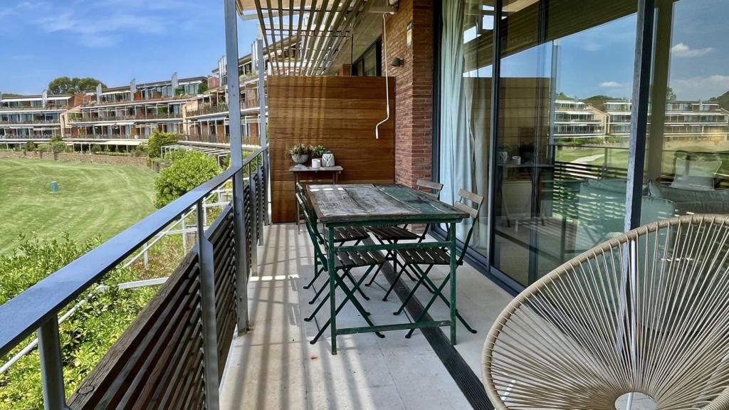 Uno de los 18 apartamentos de nivel del golf de Gualta, en el Empordà