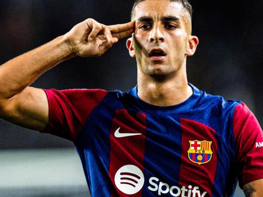 Ferran Torres, celebrando el gol de falta contra el Betis