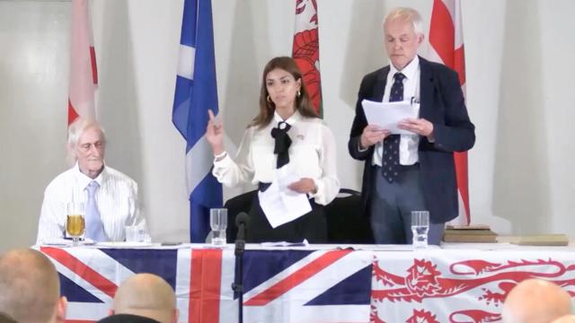 La neonazi Isabel Peralta, en el encuentro de H&D en Reino Unido