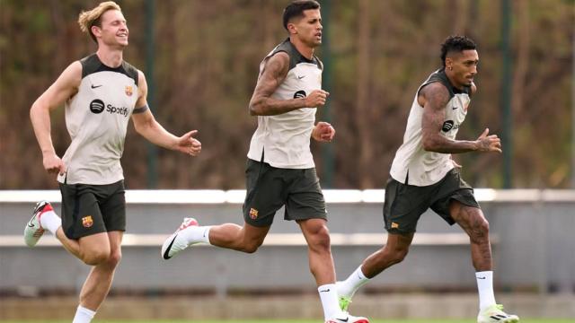 Joao Cancelo, durante un entrenamiento con el FC Barcelona