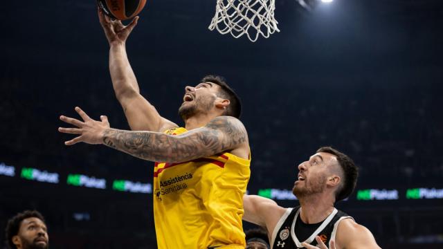 La canasta de Willy Hernangómez en el triunfo del Barça contra el Partizan