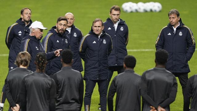 Carlo Ancelotti, en la sesión de entrenamiento del Real Madrid antes de la Champions League