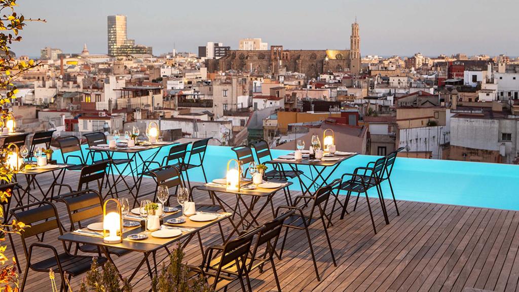 Imagend el 'sky bar' del Grand Hotel Central de Barcelona