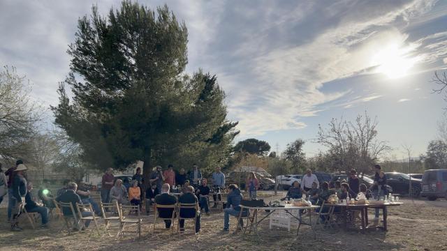 'La contra etiqueta. Lo que se ve y lo que se bebe', da voz al gremio de  Vinyataires Lliures