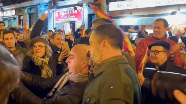 El diputado Santi Abascal y presidente de Vox, en las protestas de Ferraz