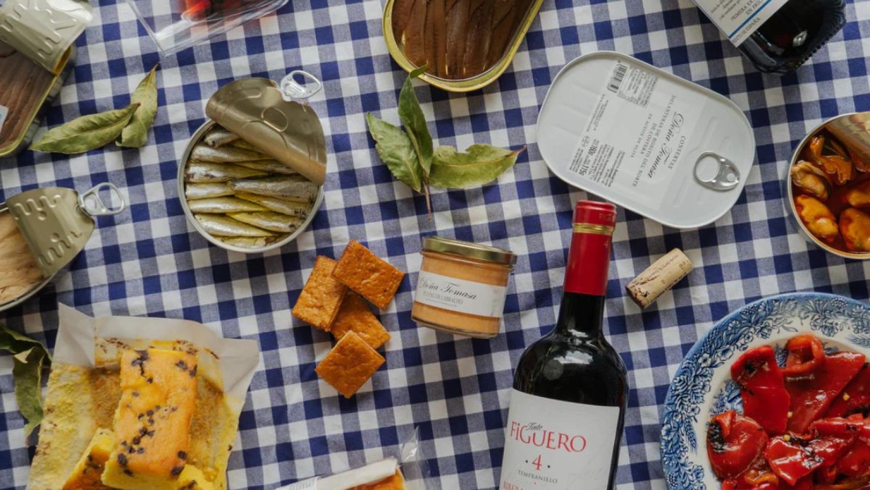 Personalizadas, originales y con productos de Cantabria: Así son las cestas de navidad gourmet de Doña Tomasa