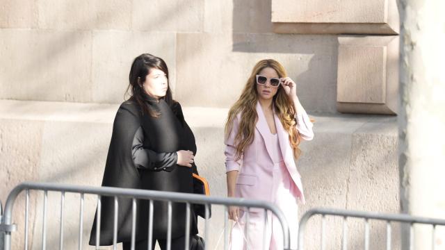 Shakira a la salida de los tribunales este lunes 20 de noviembre