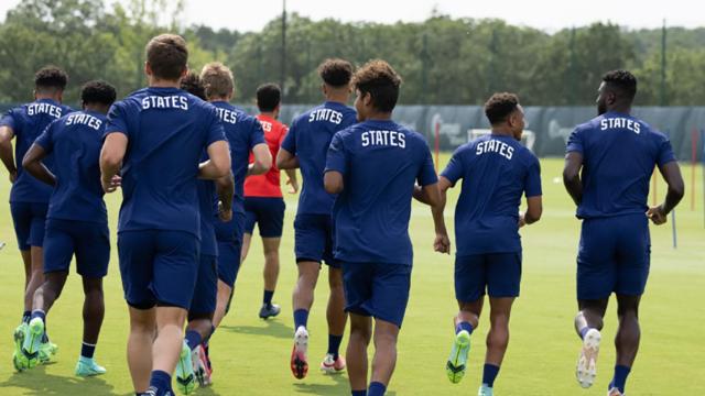 Sergiño Dest, durante un entrenamiento con la selección de Estados Unidos