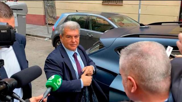 Joan Laporta, antes de llegar a la comida de directivas previa al Barça-Atlético