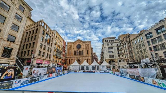 Imagen de la pista de hielo de Lleida