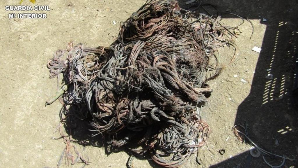 Cobre robado en las instalaciones de Adif