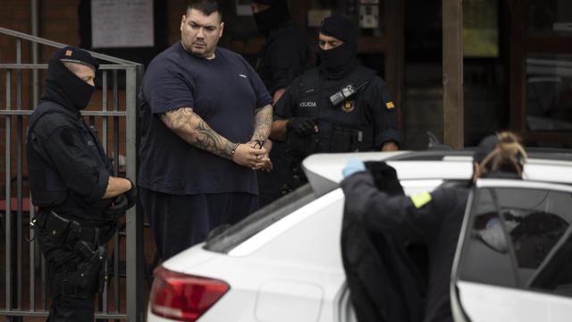 Los Mossos, arrestando a 'Paco el Gordo' en junio de 2023