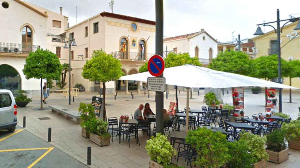Una plaza de Pineda de Mar
