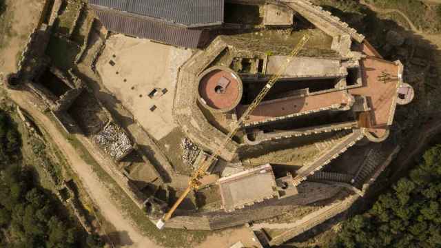 Castillo de Montsoriu visto desde el cielo