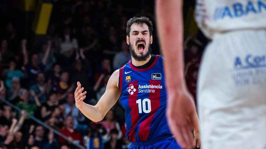 La euforia de Kalinic tras anotar en una jugada contra el Obradeiro