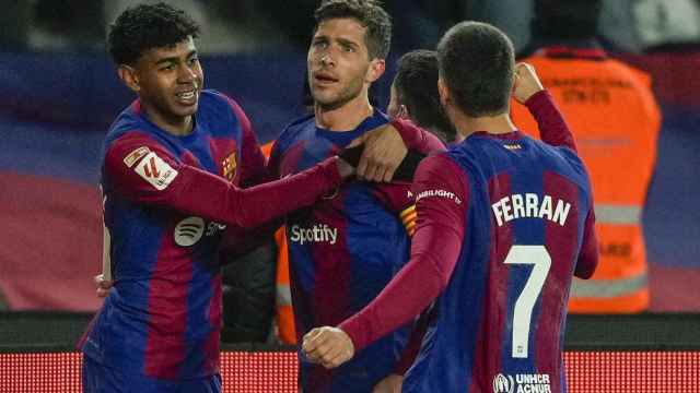 Sergi Roberto, celebrando uno de sus goles contra el Almería