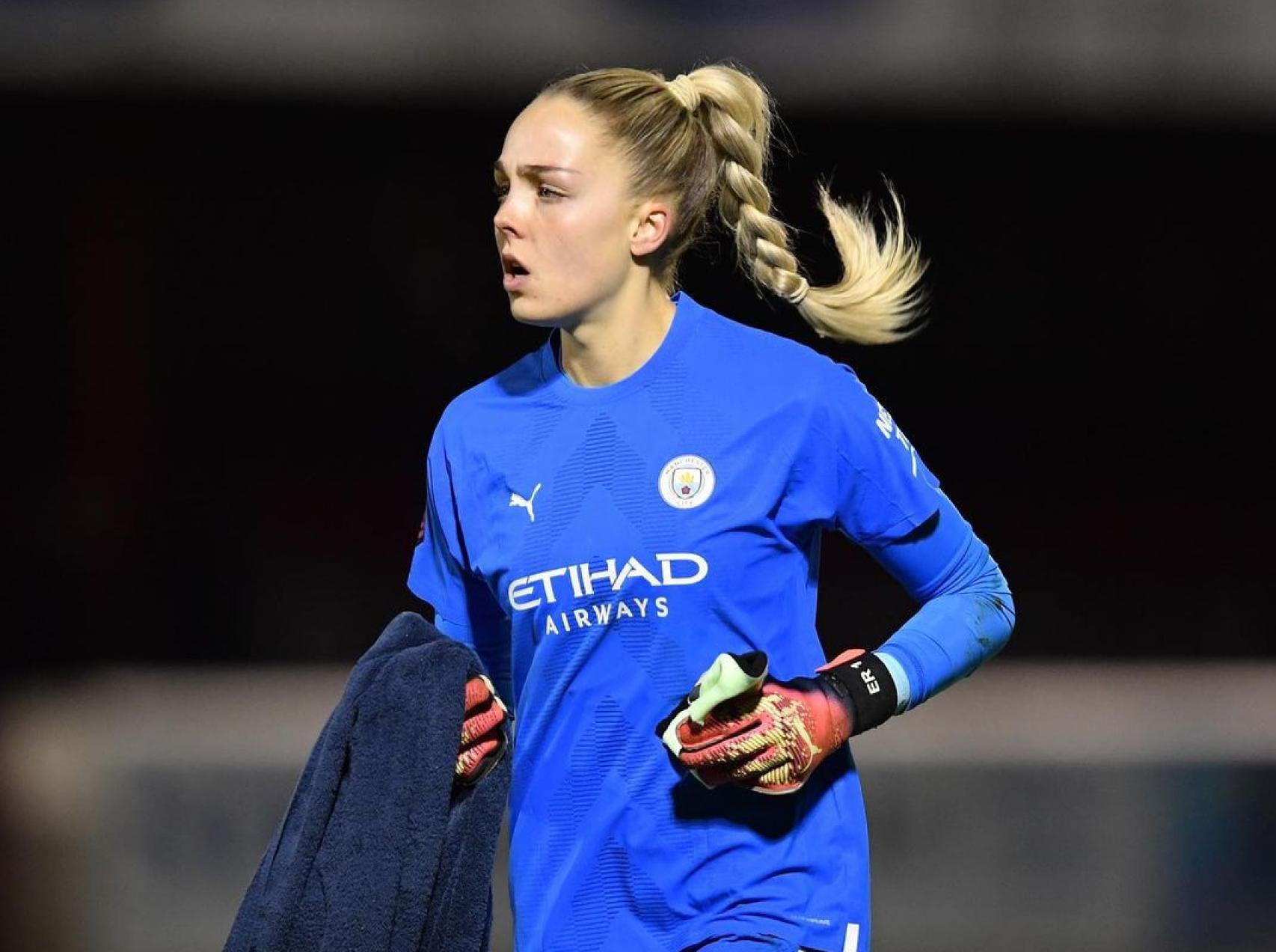 Ellie Roebuck, en un partido con el Manchester CIty