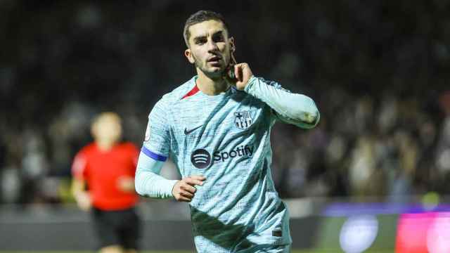 Ferran Torres celebra el empate del Barça contra el Unionistas en Copa del Rey