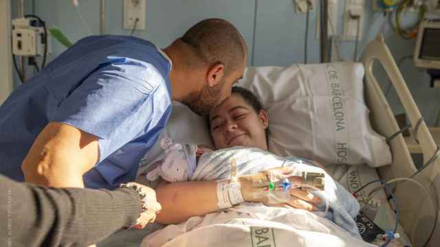 Ha pesado 2,9 kilos y tanto la madre como el niño se encuentran en buen estado de salud