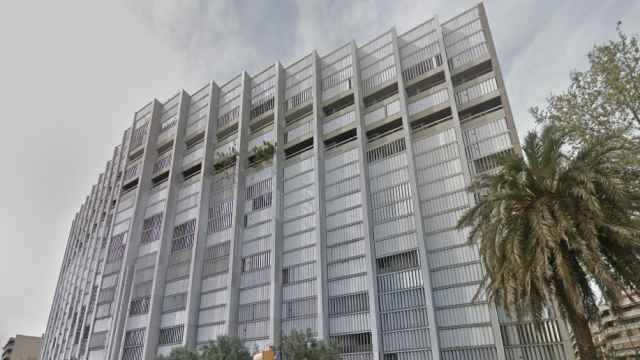 El edificio Estel de Barcelona, con su imagen anterior al abandono