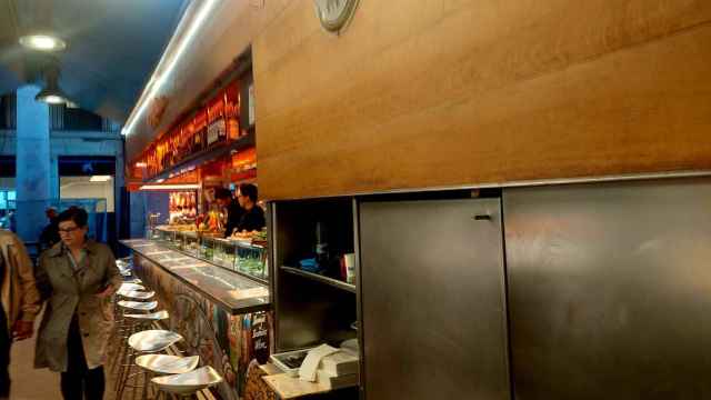 El 'viejo Pinotxo' de La Boquería, semivacío en la entrada del Mercado