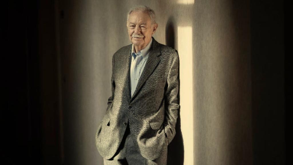 Eduardo Mendoza, escritor