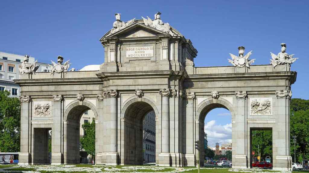 Puerte de Alcalá (Madrid)