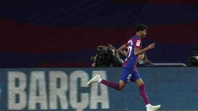 Lamine Yamal celebra su gol al Granada