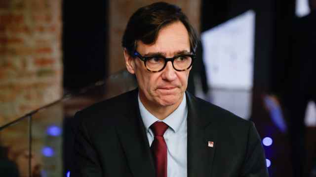 El primer secretario del PSC, Salvador Illa, durante la inauguración del XII Simposio Empresarial, en La Pedrera, a 5 de febrero de 2024, en Barcelona