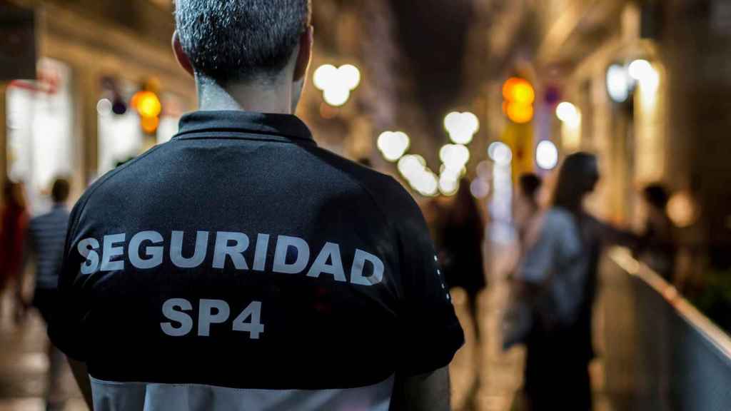 Un vigilante de SP4, en un servicio