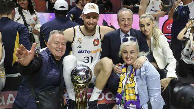 Florentino Pérez celebra la Copa del Rey ganada por el Real Madrid