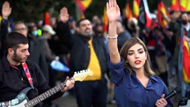 La activista neonazi Isabel Peralta, durante un acto en Madrid en 2021